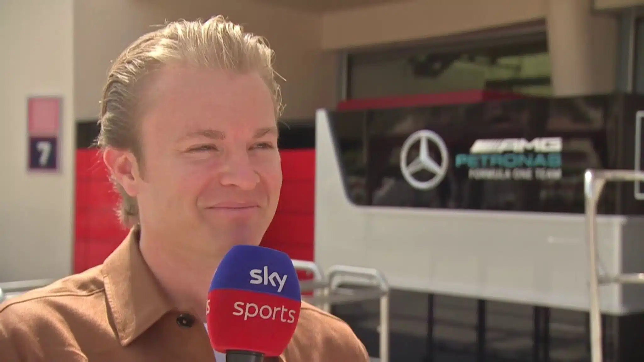 Rosberg sort du silence après la rumeur de retour chez Mercedes image_6078761