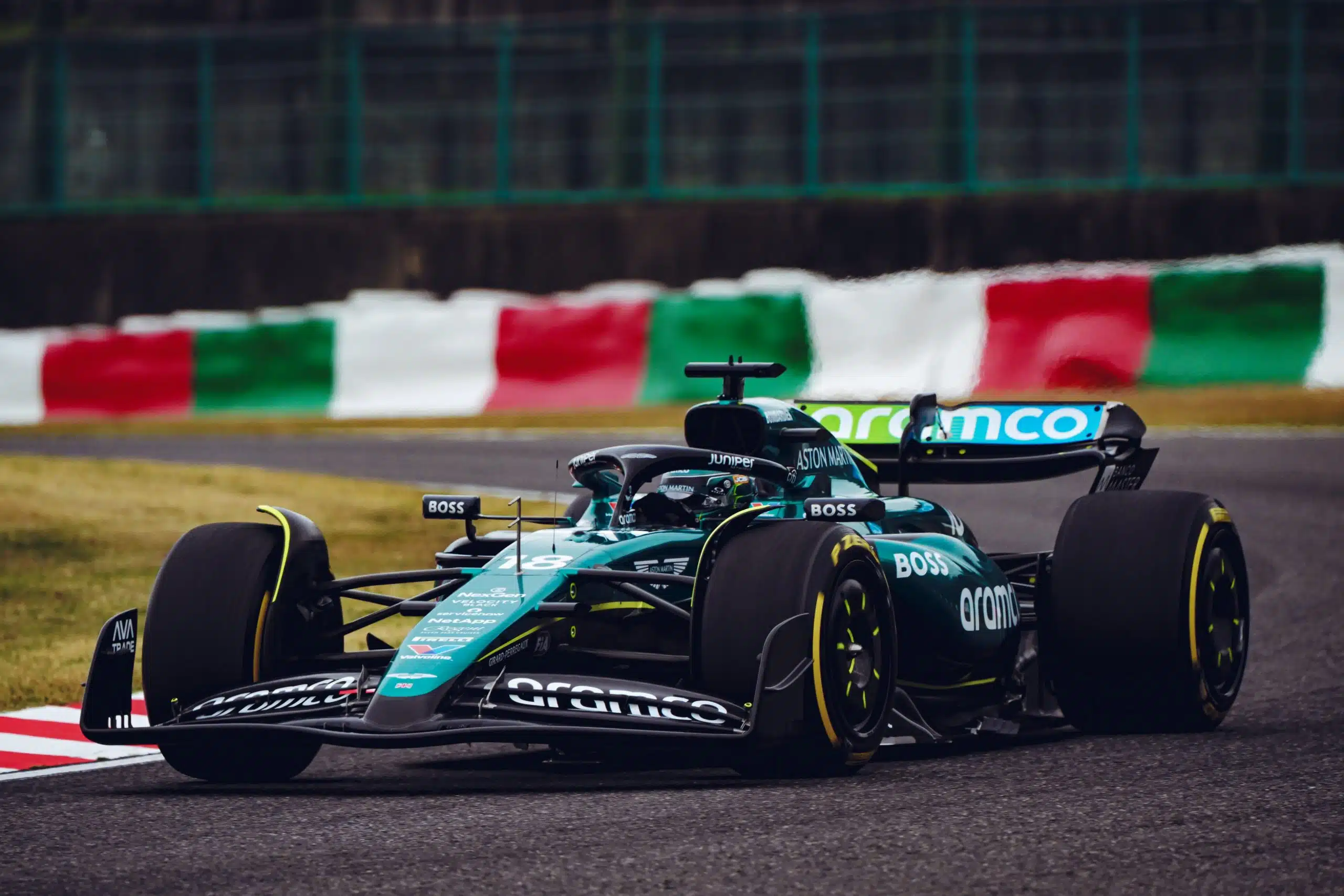 Lance Stroll ignore pourquoi il est loin derrière Alonso GKY3-OpWIAA0xge