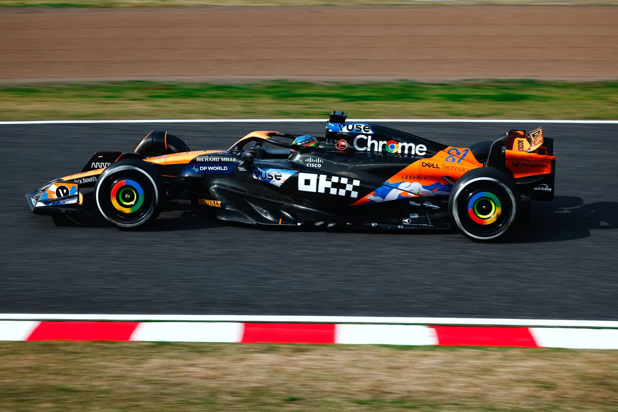 McLaren s'attend à passer son pire weekend au GP de chine GKourT7XUAA1Vpl