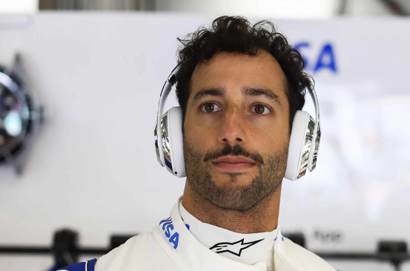 Le calvaire de Ricciardo continue avec une pénalité à Miami