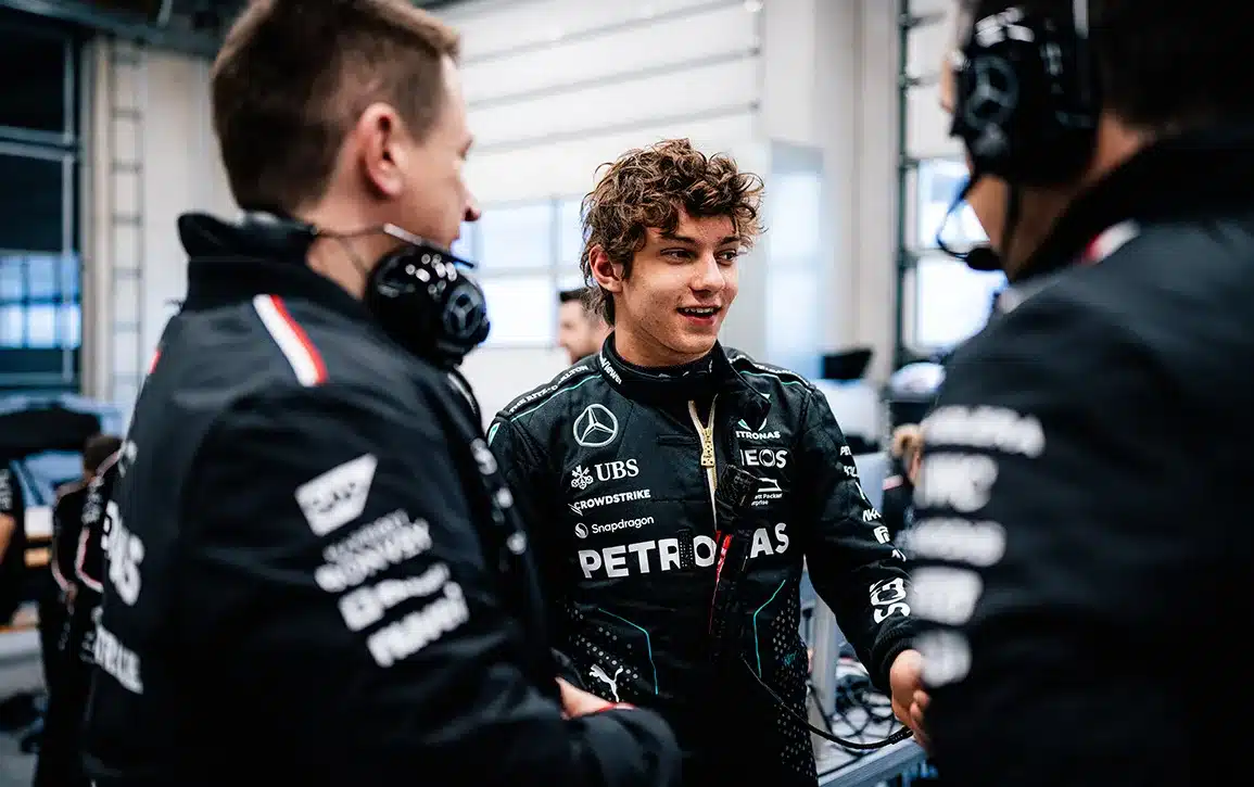 Antonelli devrait bientôt être officialisé par Mercedes Kimi_Test_3