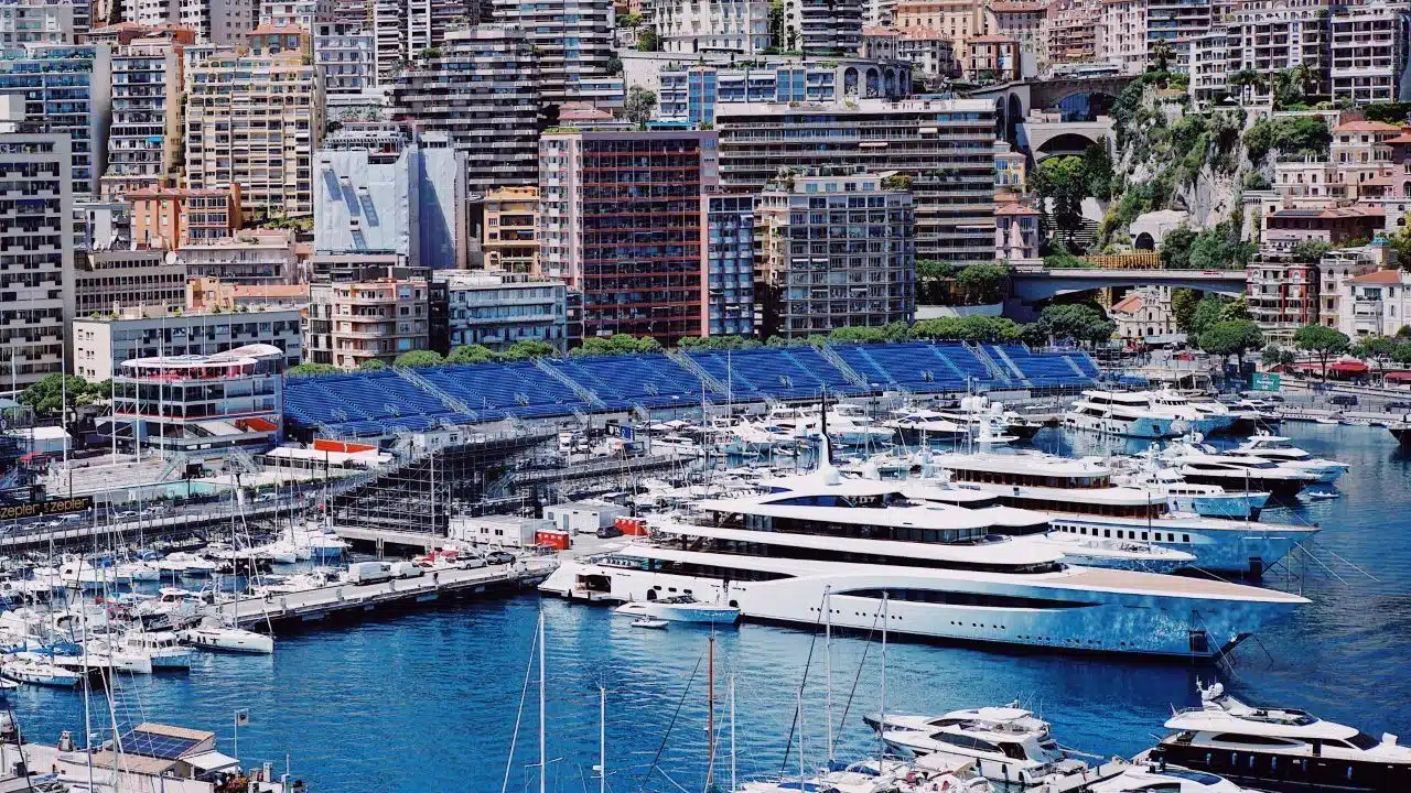 Un hors-bord a provoqué un accident pendant le GP de Monaco bateau monaco