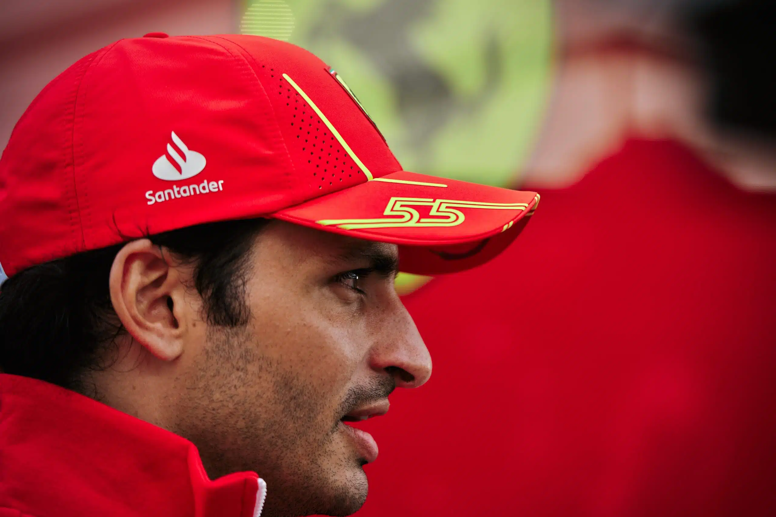 Les propos très classe de Sainz sur Leclerc et Ferrari Sainz leclerc