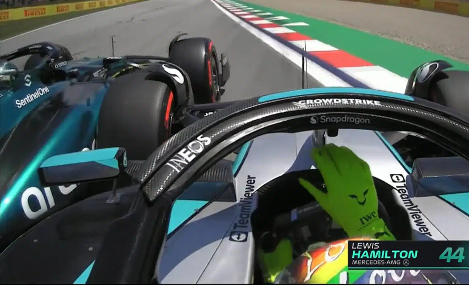 La FIA réprimande Stroll et Leclerc pour des contacts en FP3 GQrIDUjWMAAxx6Y