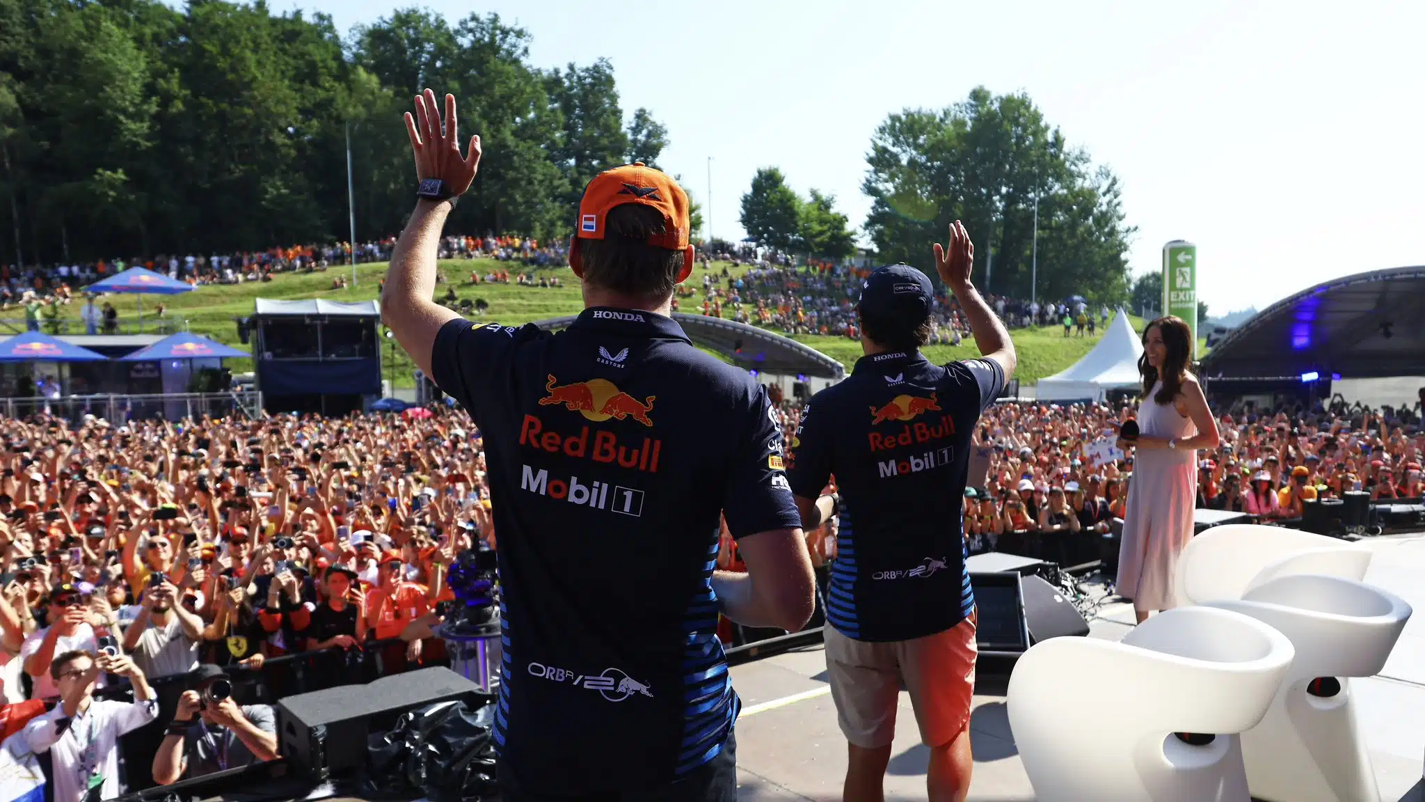 Verstappen a poussé à la reconduction de Perez chez Red Bull Perez Verstappen