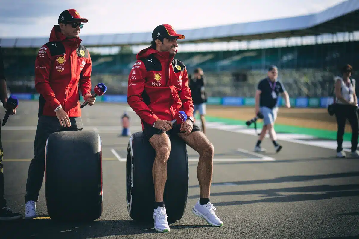 Leclerc et Sainz auront des spécifications différentes à Silverstone ferrari silverstone