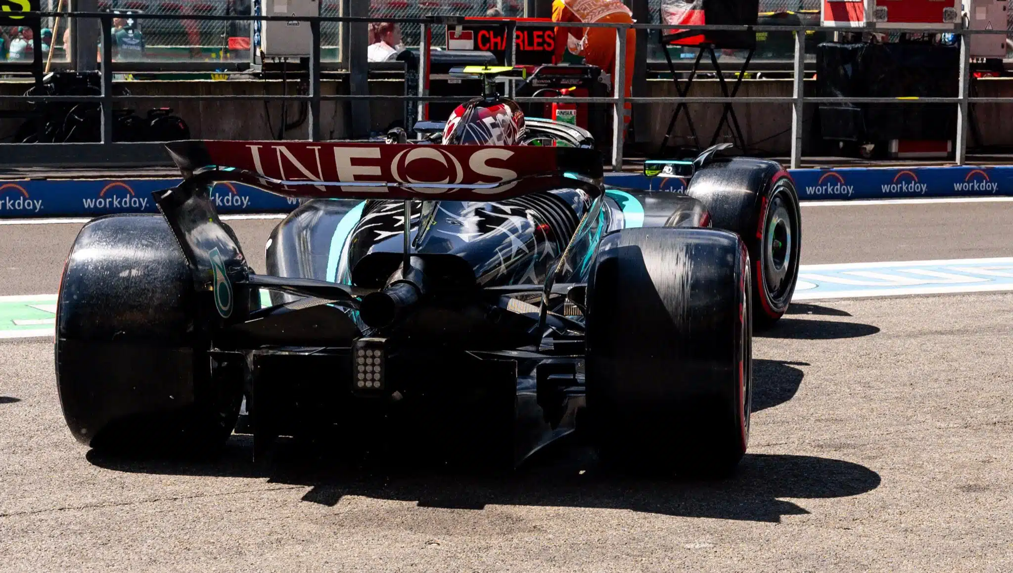 Le plancher mis de côté par Mercedes pourrait faire son retour à Zandvoort GTkxR_jWkAAZwrP