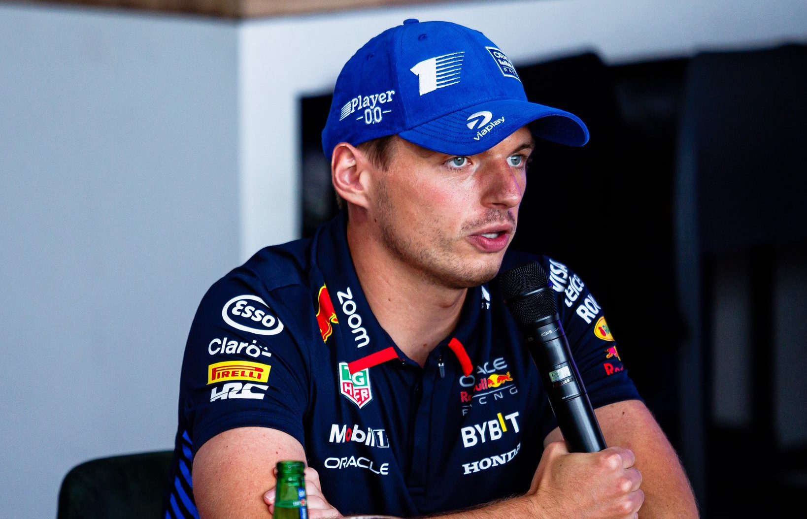 Verstappen sanctionné pour son vocabulaire à Singapour verstappen fia