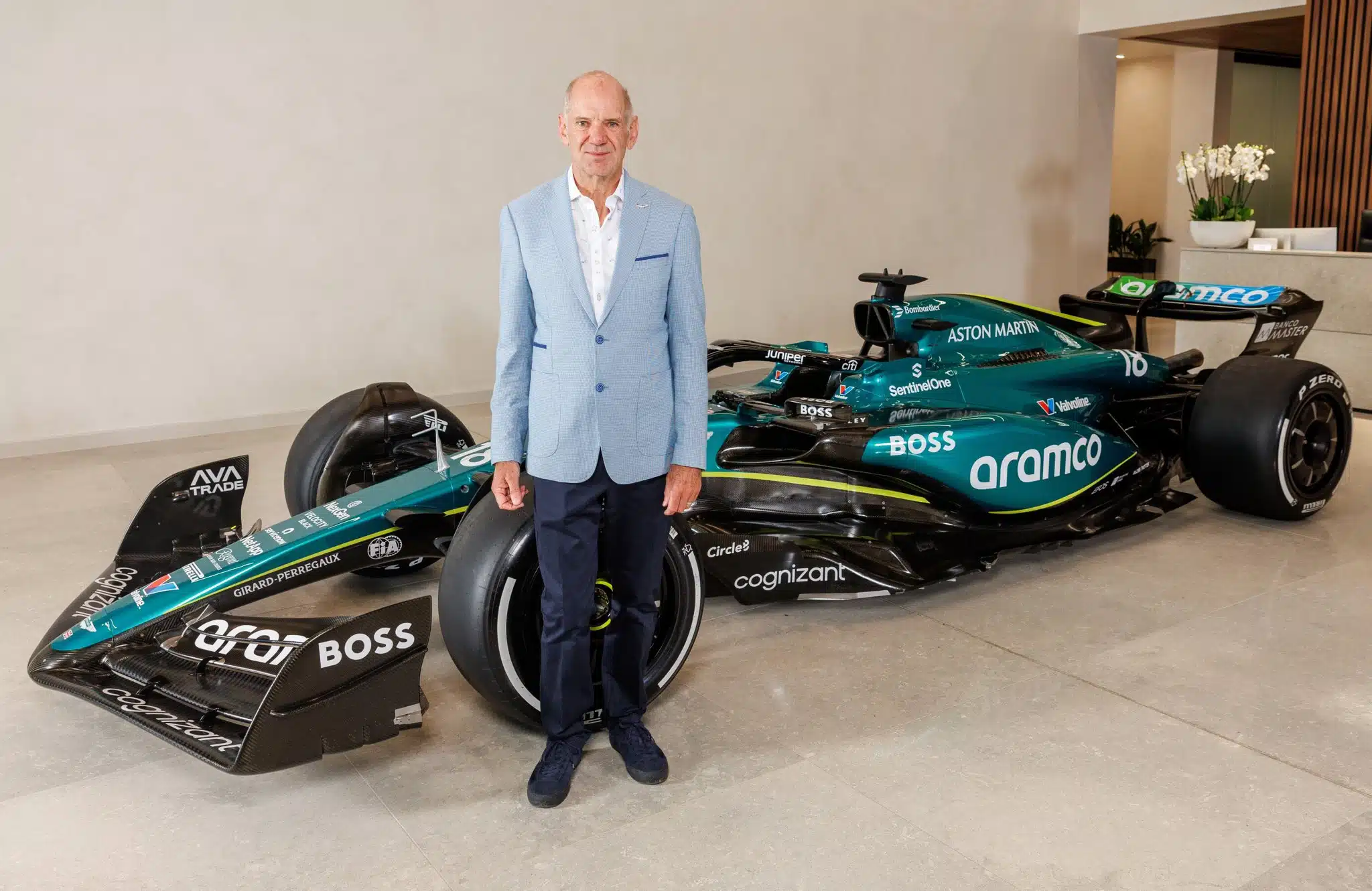 Officiel : Adrian Newey rejoindra Aston Martin en 2025 GXG1XOrW8AA4IoO
