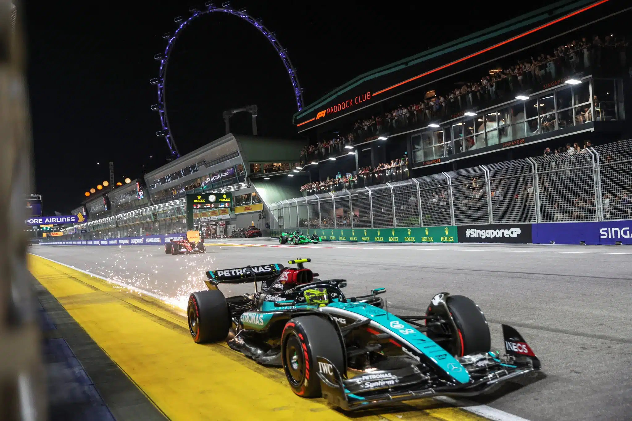 Hamilton s'inspire de Schumacher pour s'intégrer chez Ferrari hamilton ferrari