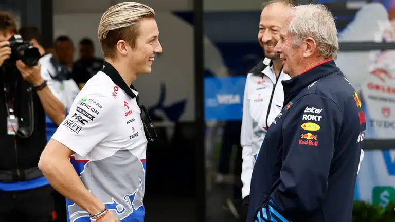 Lawson pénalisé de 10 places sur la grille à Austin skysports-liam-lawson-helmut-marko_6623455