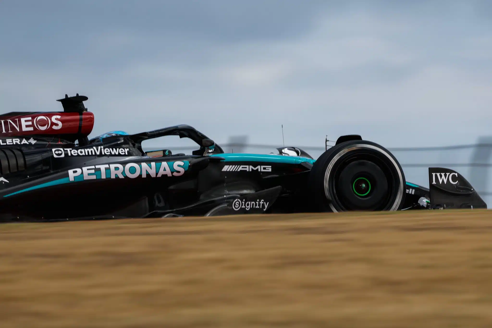 Russell paie le prix fort après son accident en qualifications à Austin GaRa3bvWAAAfert