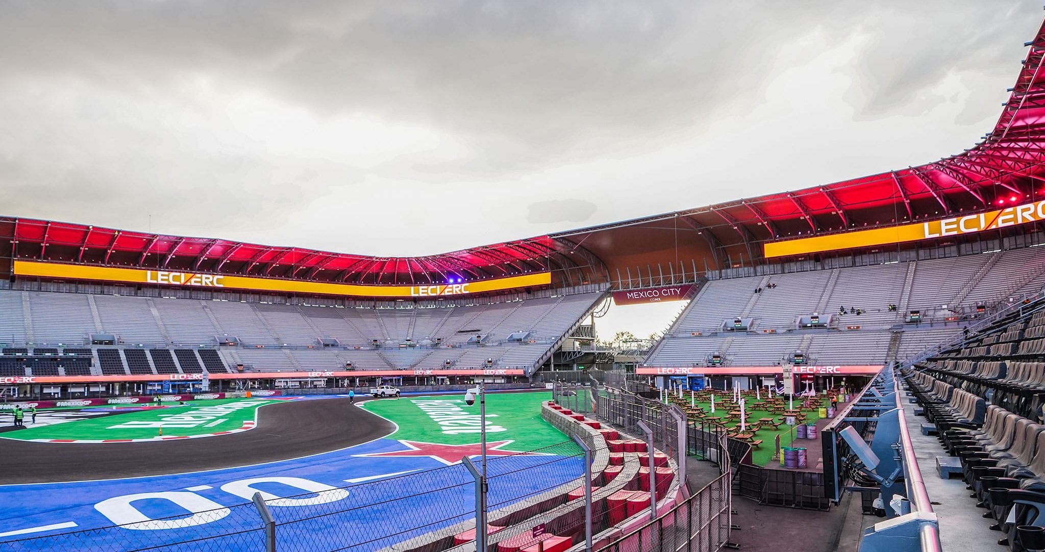 Un petit risque de pluie pour le reste du weekend au Mexique GaoBmxuWcAA9Vft