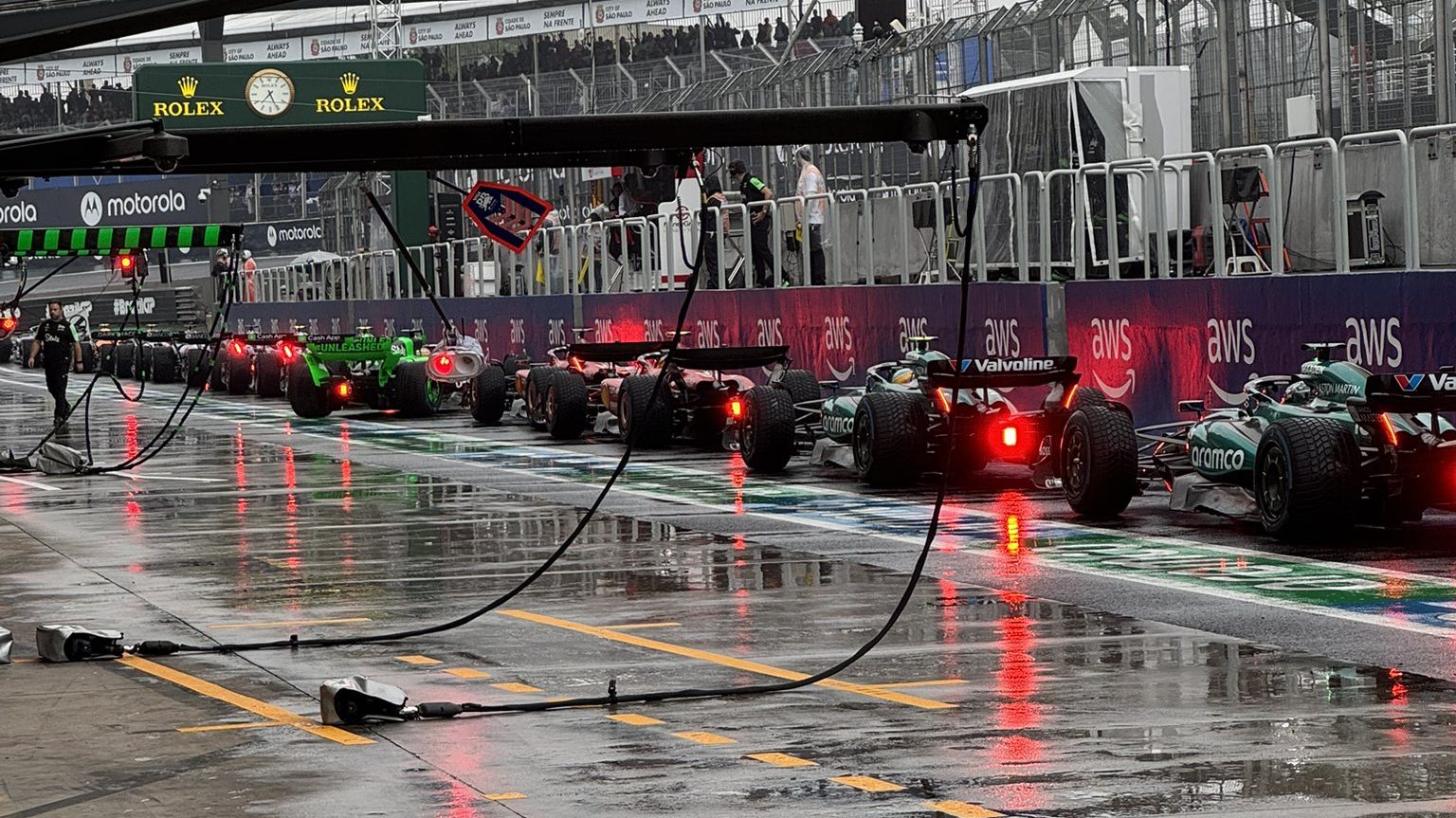 Norris s'offre la pole position du GP de Sao Paulo de F1 GbdCNyFboAAEx-9