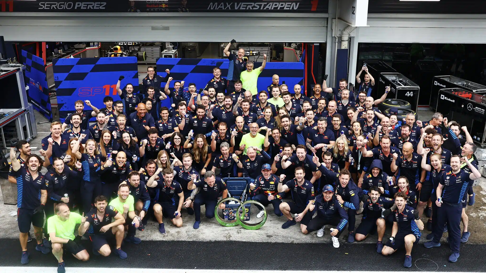 Verstappen quadruple champion du monde de F1 à Las Vegas si… GbfFzwXbEAAFdIL