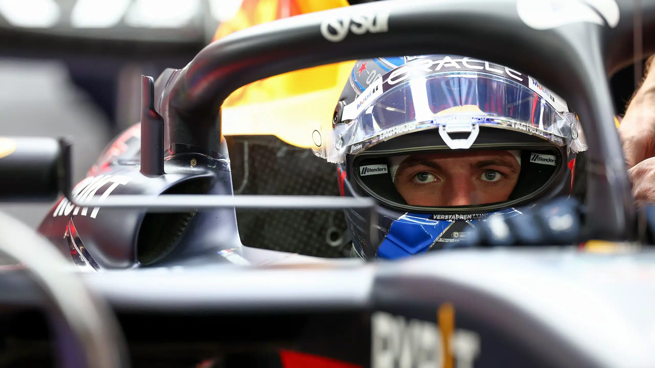 Verstappen critique la philosophie aérodynamique de Red Bull GdCT7c5WMAAbxyw