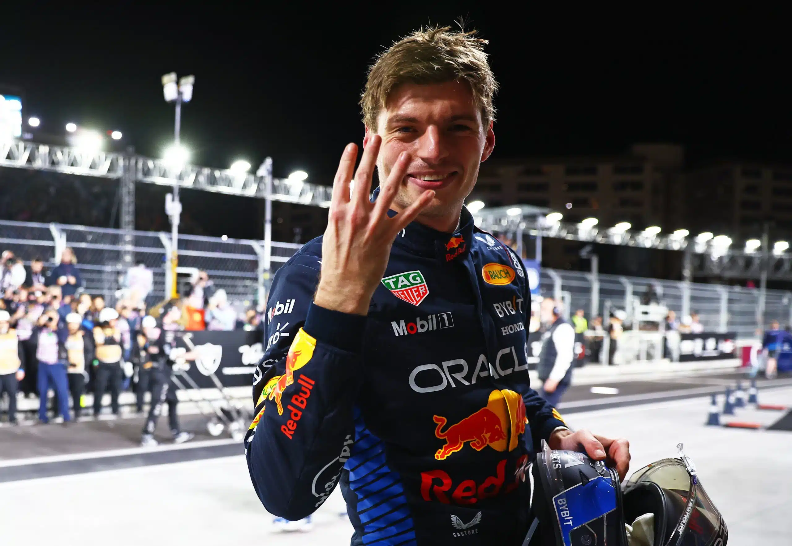 Les premiers mots de Verstappen en tant que quadruple champion du monde GdIluDXXkAAUA1a