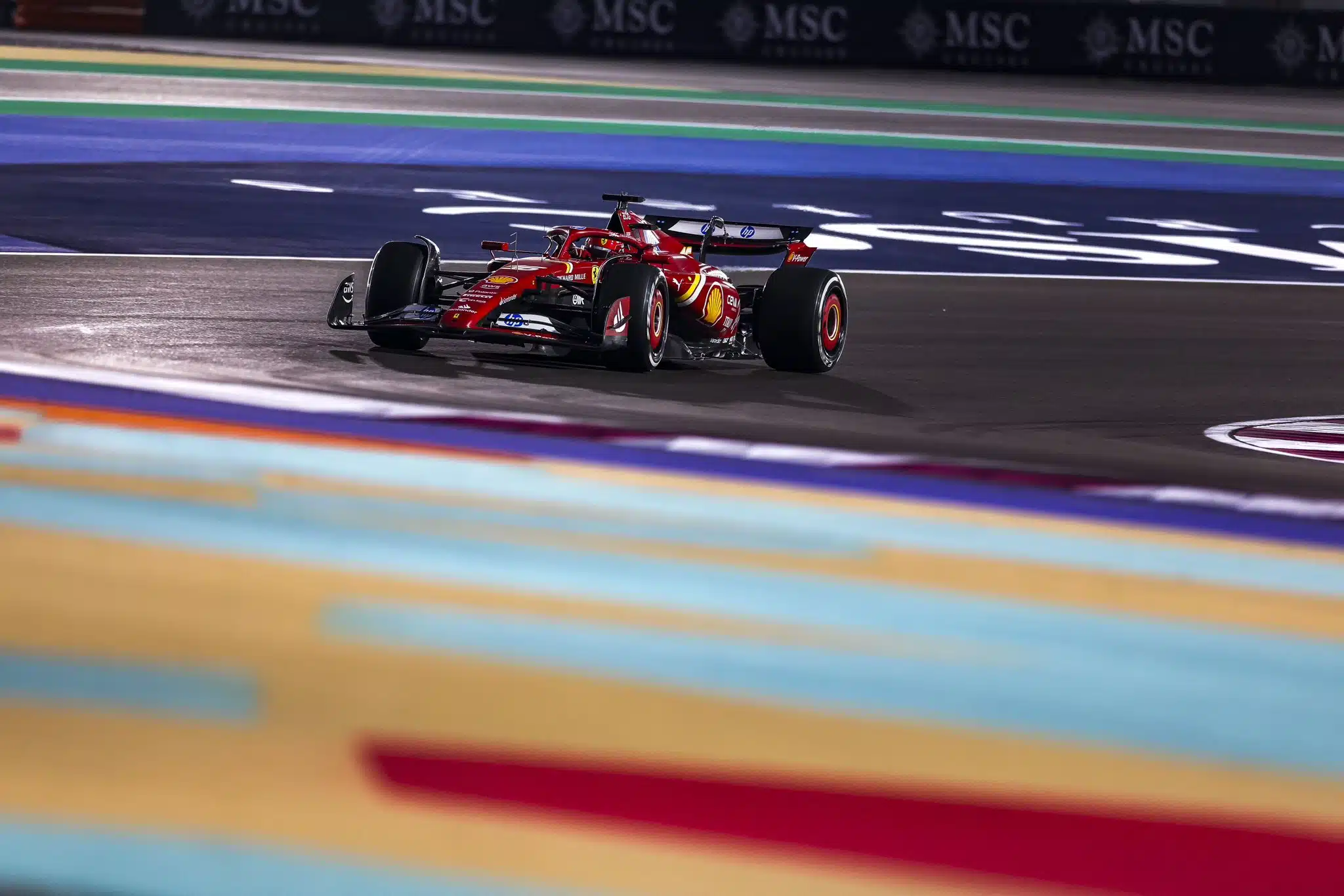 Leclerc en tête lors de l’unique séance d’essais au Qatar