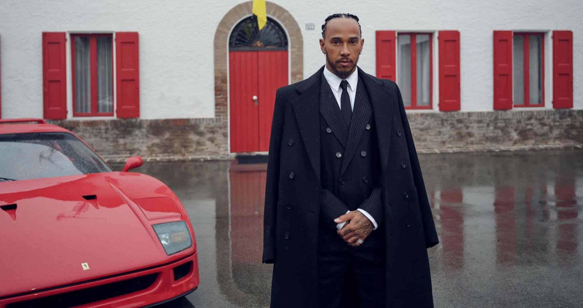 C'est la rentrée pour Hamilton ! Il a officiellement visité l'usine de Ferrari Ghu4rIwWQAA_aKb