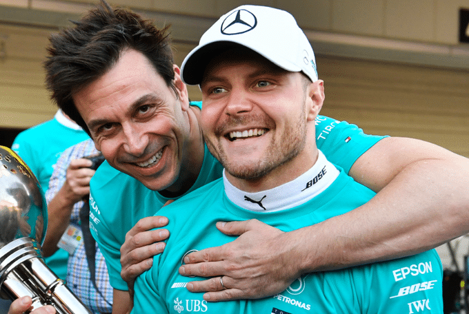Mercedes ne veut plus voir les fesses de Valtteri Bottas
