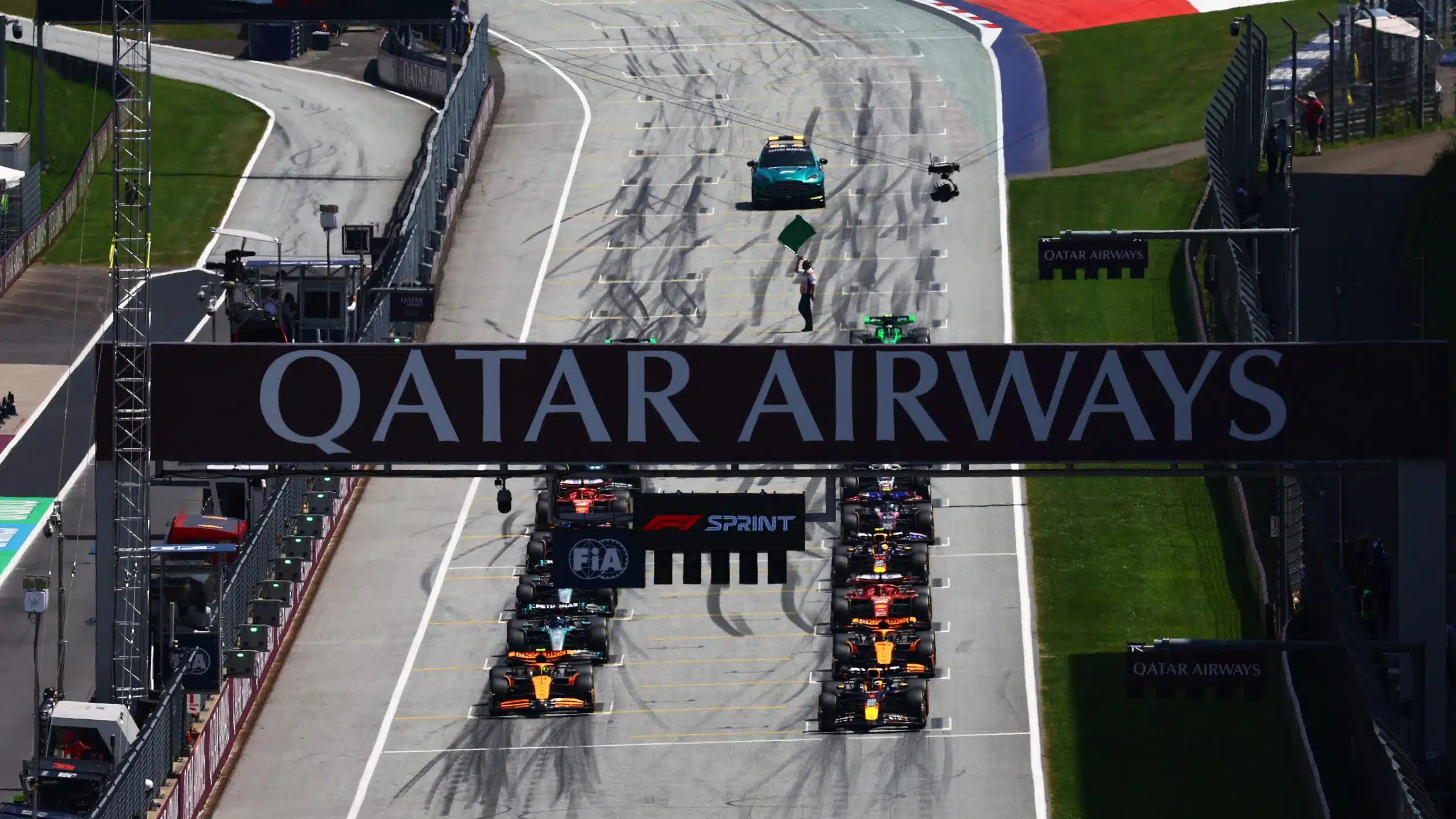 Quelles sont les promesses de la RB21 de Red Bull en 2025 ? GjNGly7WwAA_XDV