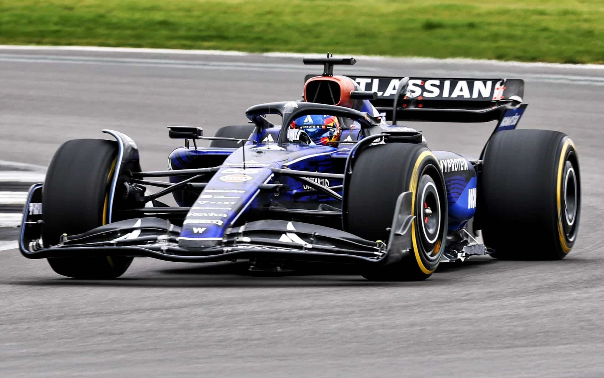 Les sponsors se bousculent aux portes de l'écurie Williams Gjv_PujXAAEDbAv