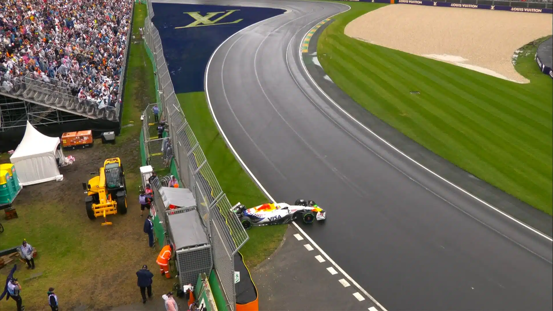 Villeneuve traite Hadjar de “caïd” ! Les internautes choqués