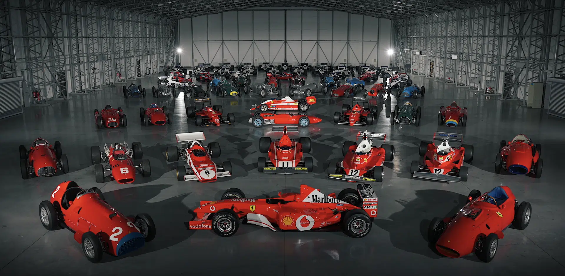 Le patron de Red Bull rachète tous les bolides d’Ecclestone bernie-ecclestone-collection-674e0366e4855