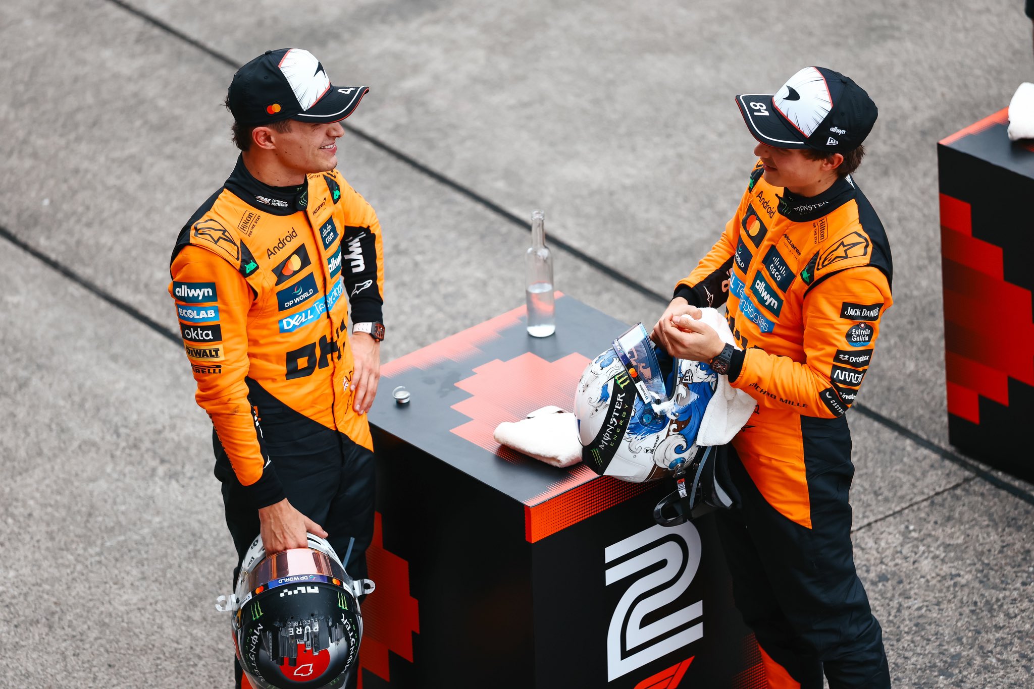 McLaren assume son choix stratégique face à Verstappen Piastri et norris au gp du japon