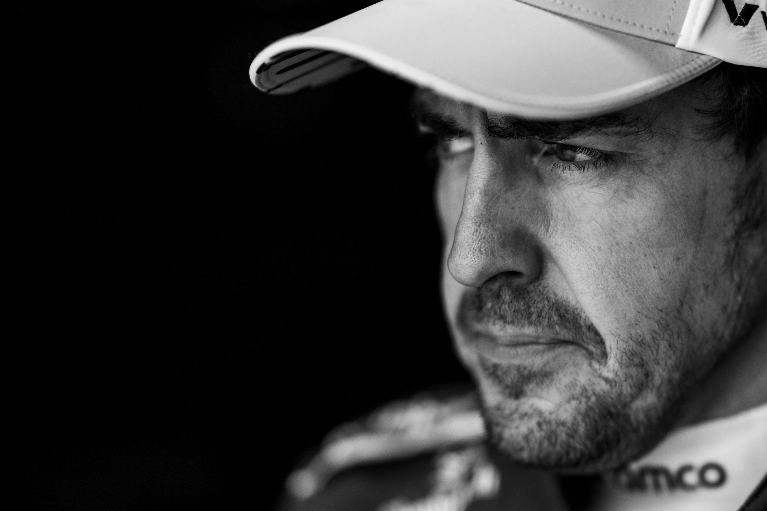 Alonso en deuil : son préparateur physique s’éteint à 64 ans GqlaP5dXEAAWpdk