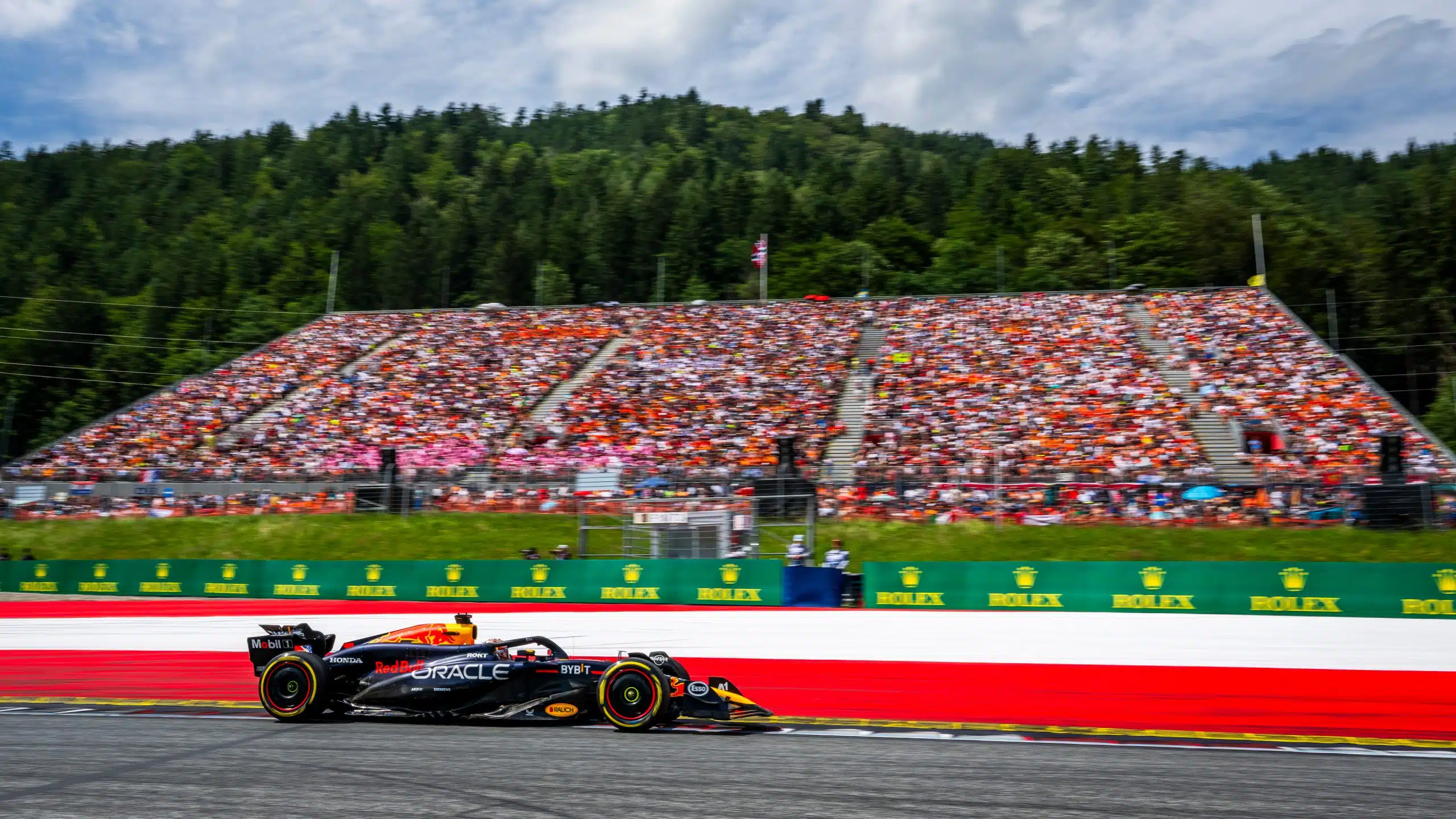 GP d’Autriche F1 : horaires et infos pratiques du week-end Gt373y_XgAAgI7D