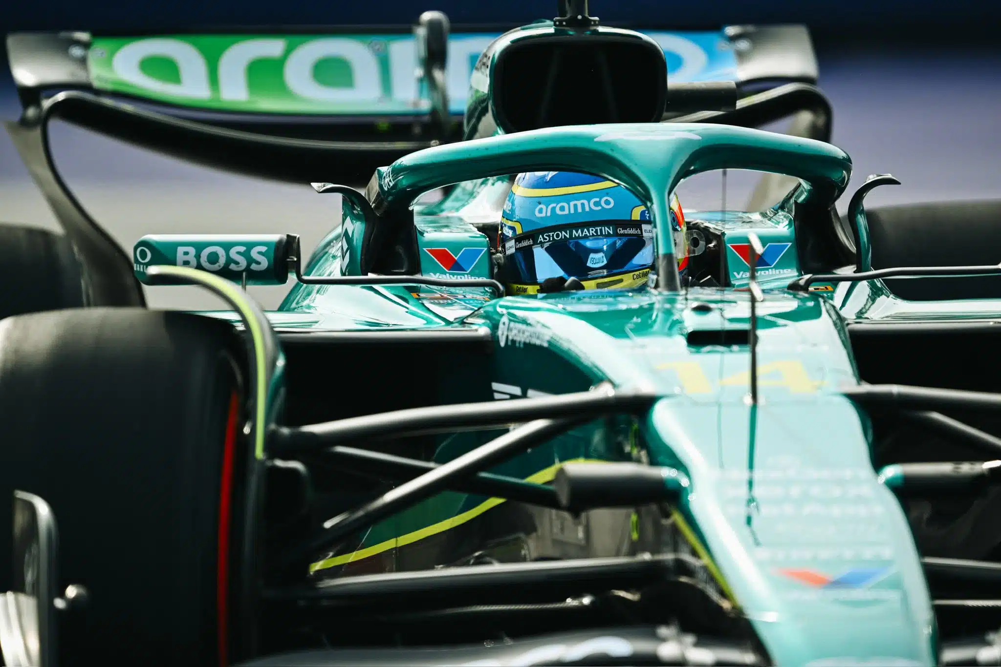 L’ombre de Verstappen pousse Alonso à sonder le terrain GtWttwDWcAAzwaV