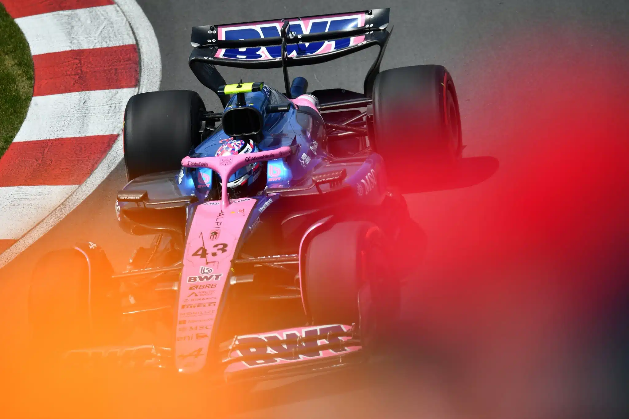 Briatore s’emporte contre la presse argentine et défend Colapinto Gta2dpWWgAMmozo