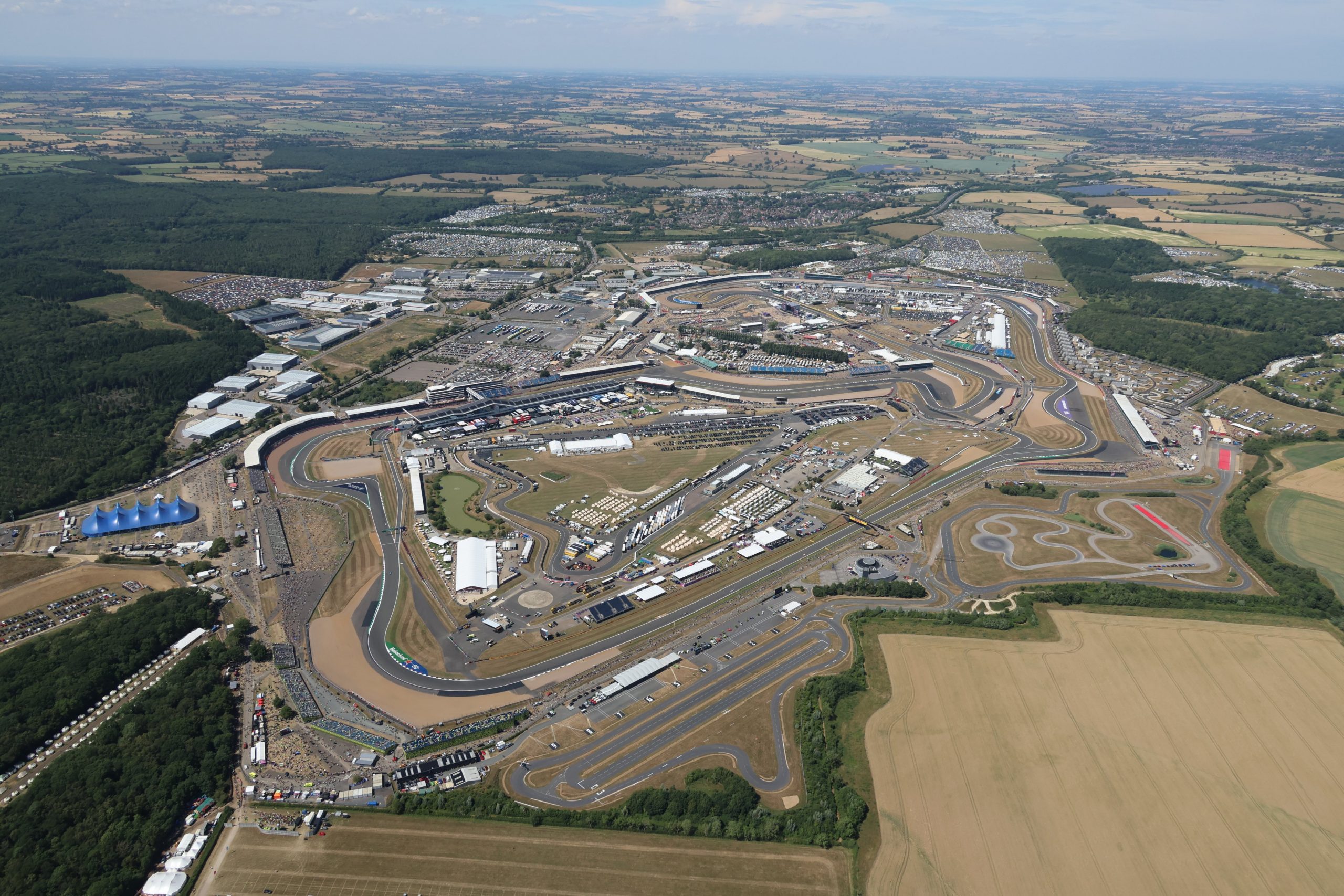 Résumé des essais libres 3 du GP de Grande-Bretagne (direct terminé) GvCHKT3XAAEiiVZ