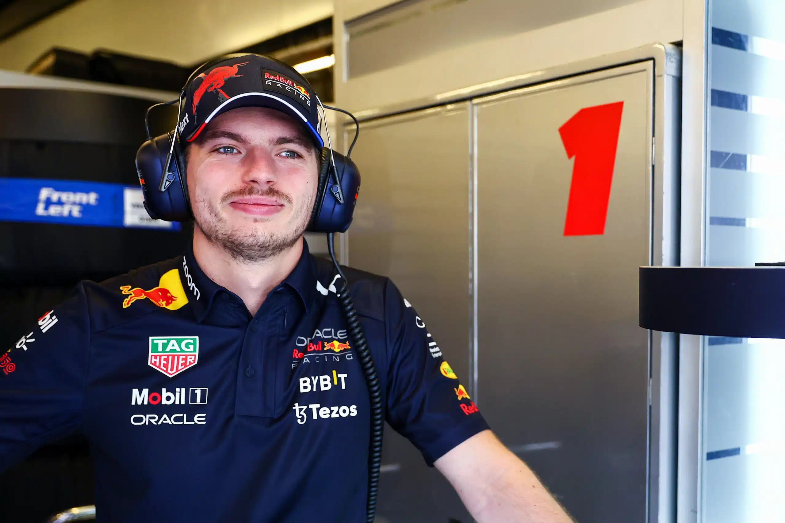 Red Bull durcit le ton face à Verstappen GwXdLUUXwAApqNP
