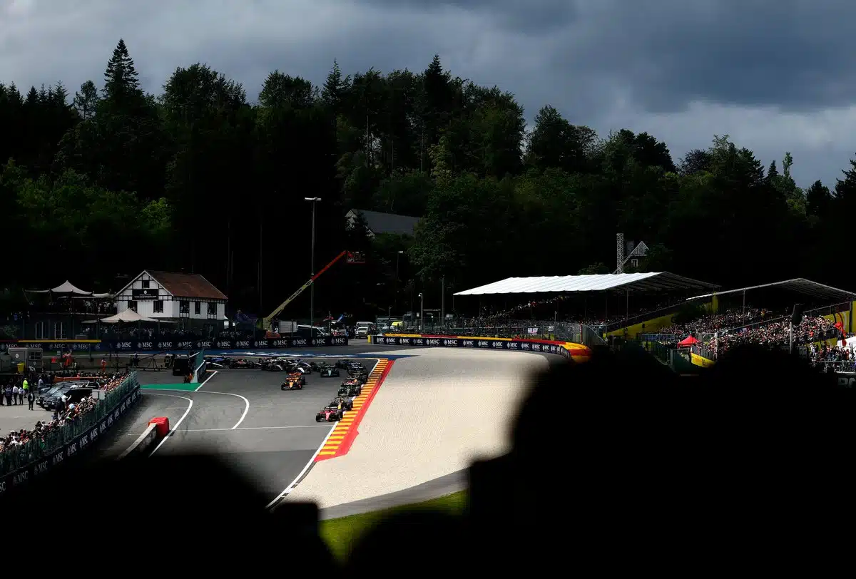 Pirelli va mettre les stratèges F1 à rude épreuve à Spa GwYtgp6W0AEUUHU