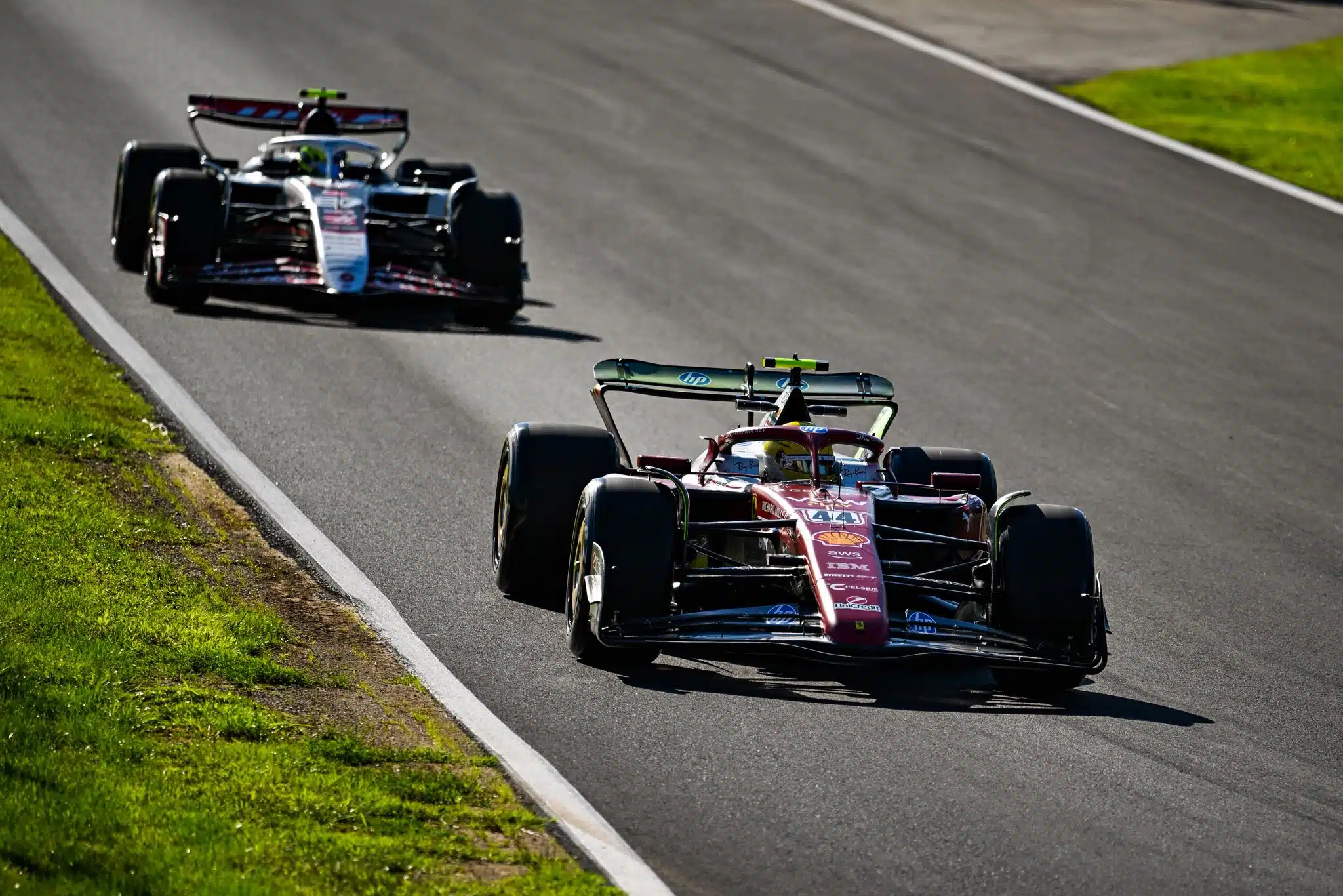 Hamilton n'avait pas envie d'offrir l'aspiration à Leclerc à Monza G0F7qJsWIAAgm4R