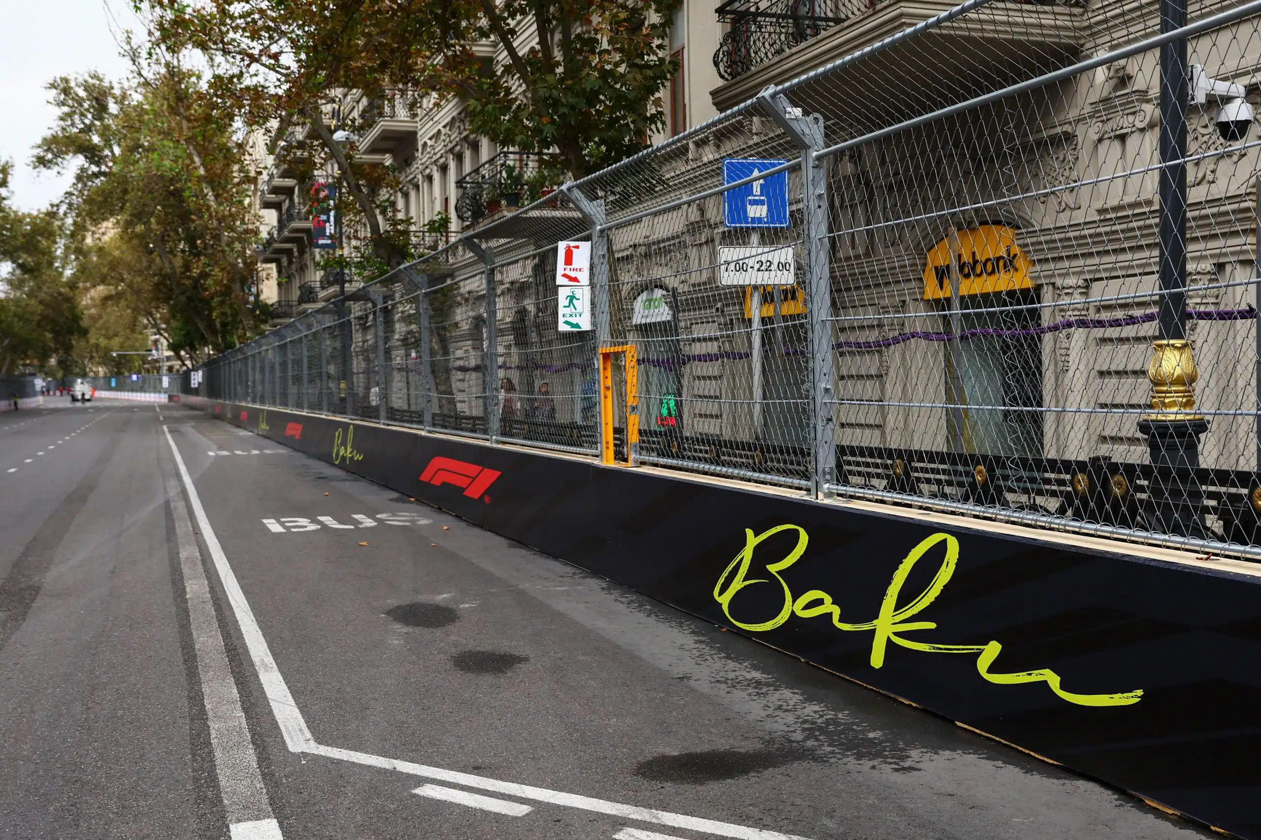 Un mystérieux virus frappe la Formule 1 à Bakou