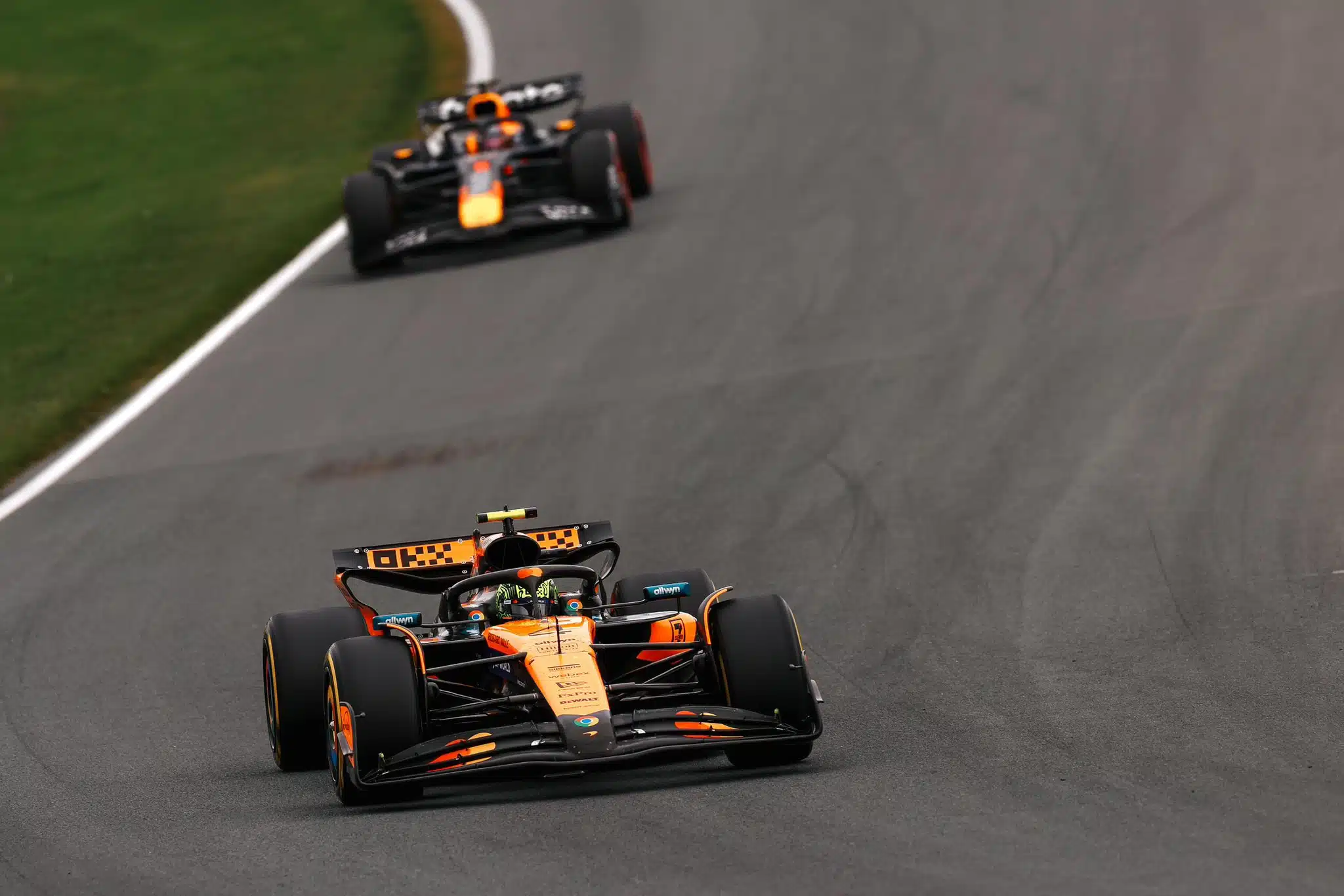 La cause de l'abandon de Norris au GP des Pays-Bas révélée Gzr87ljXMAAkAHS