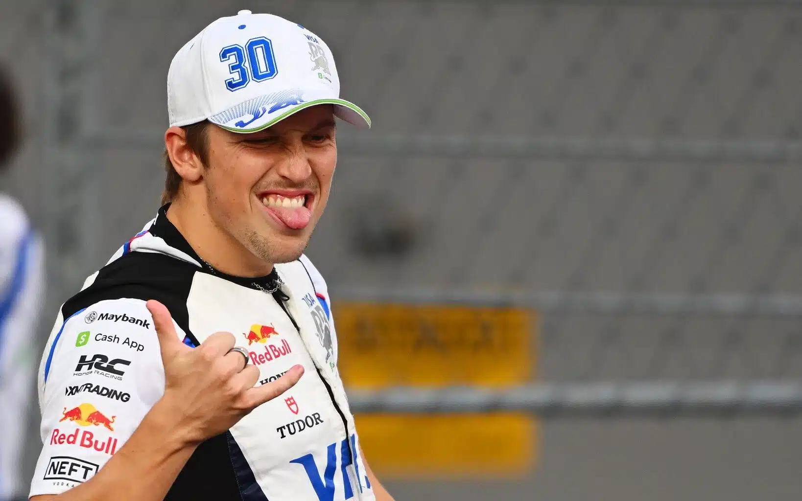 La FIA sort du silence et prend la défense de Lawson