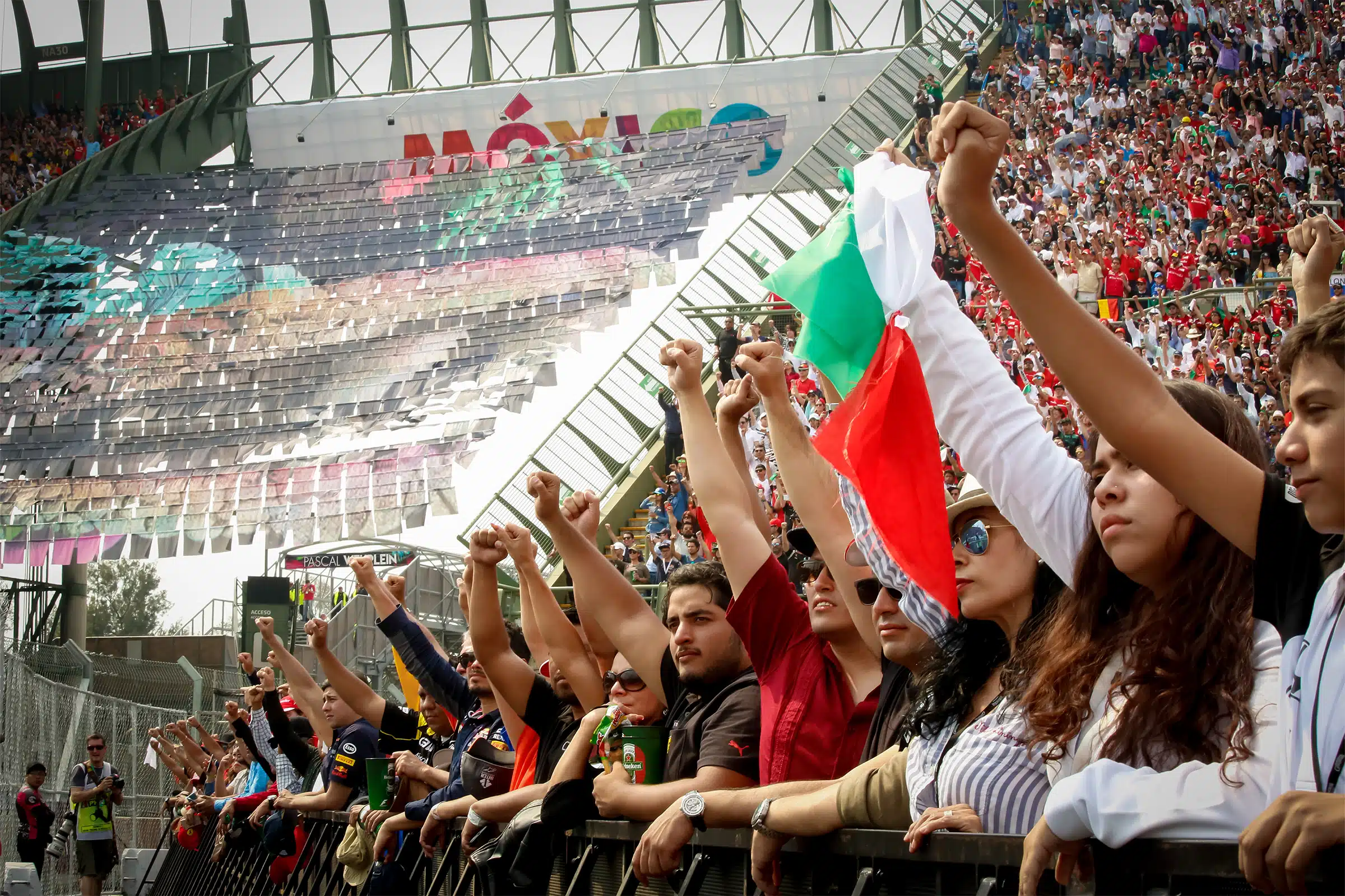 Prévisions météorologiques pour le GP du Mexique de F1 G3ezLJRXMAAJdod