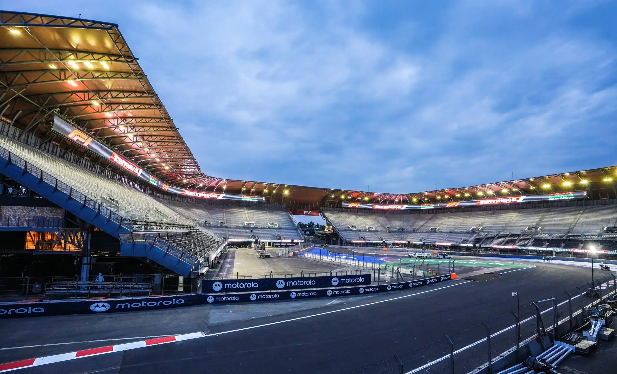 LIVE F1 : Les essais libres 1 du GP du Mexique en direct G4BWJlFWsAASrvO