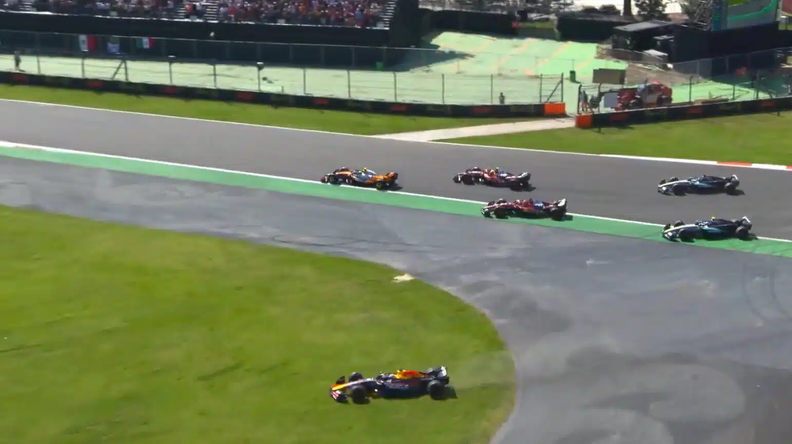 Verstappen assume : “Je fais ce que la FIA permet”