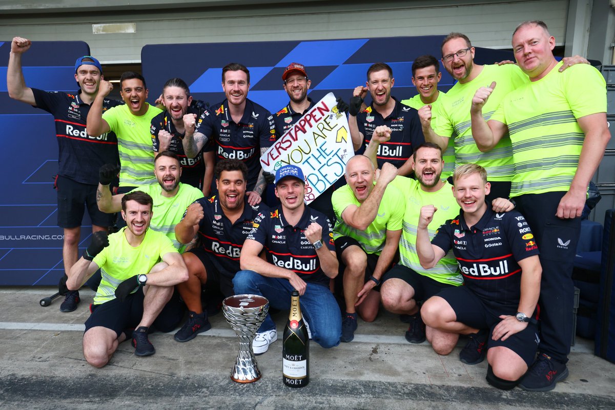 Red Bull a-t-elle sacrifié une victoire de Max au Brésil ? G5V6mMtWoAEz2ud