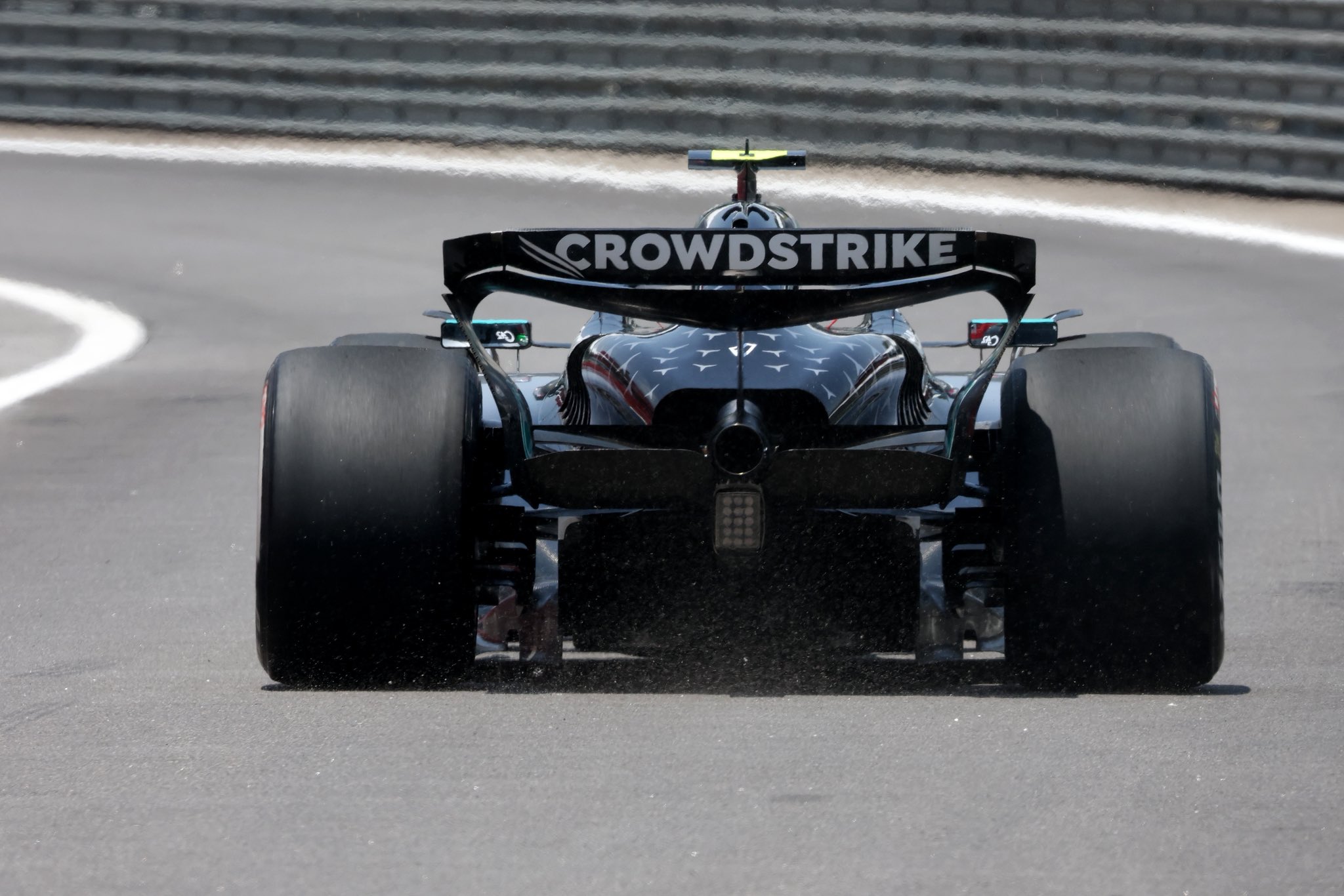 Wolff envisage de réduire sa participation chez Mercedes G5VIVQeXsAARzB2
