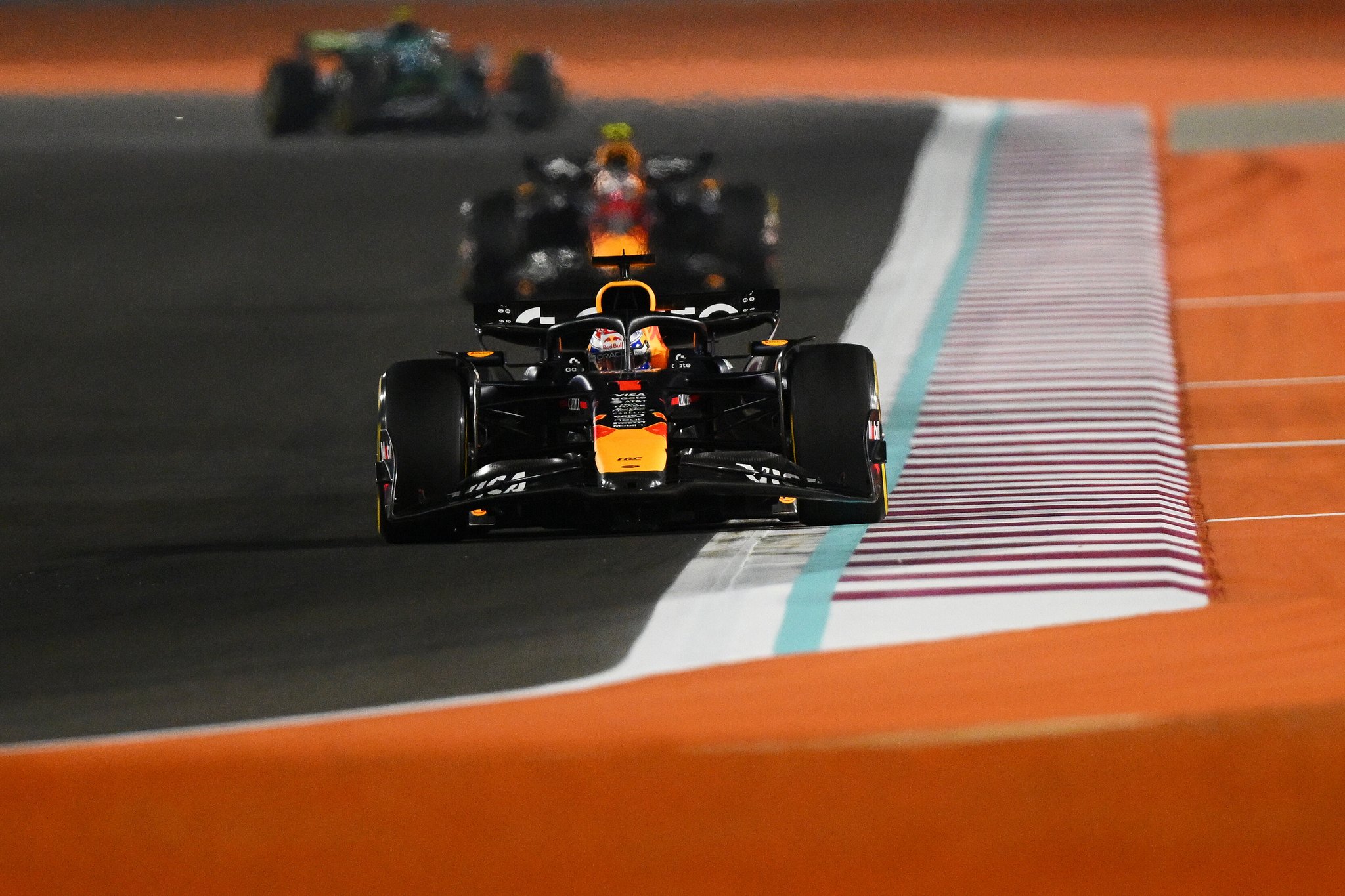 LIVE F1 : Les qualifications du GP du Qatar en direct G67iZniWUAAOD6H