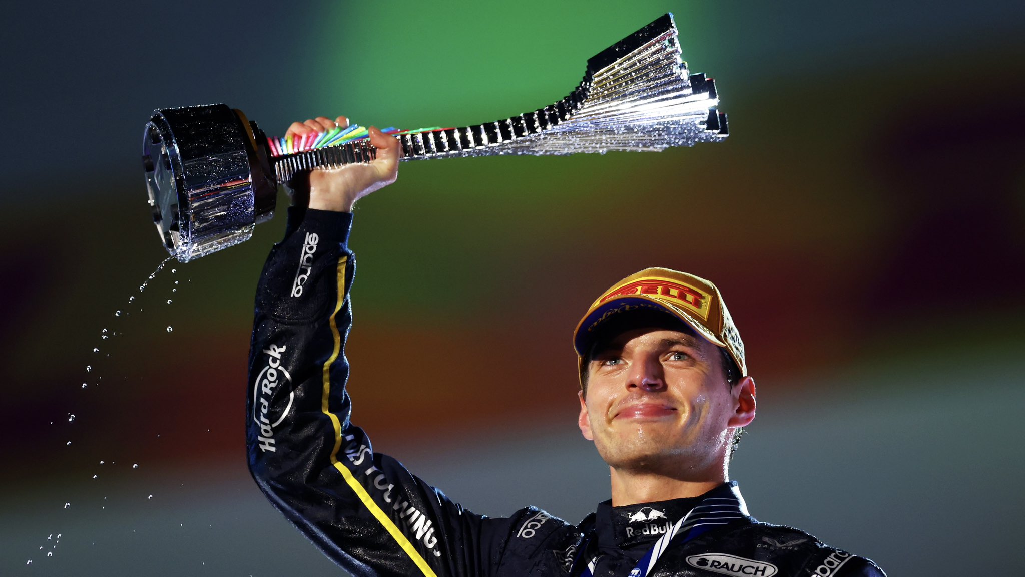 Verstappen maintient la pression après une masterclass à Vegas