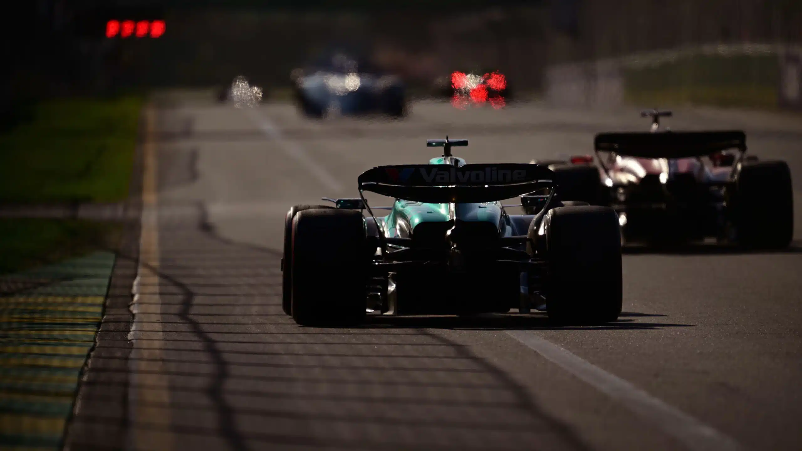 Red Bull et Mercedes disqualifiées dès Melbourne ? BANNER-25-MR_2024_AUSTRALIA-FRIDAY_134-169