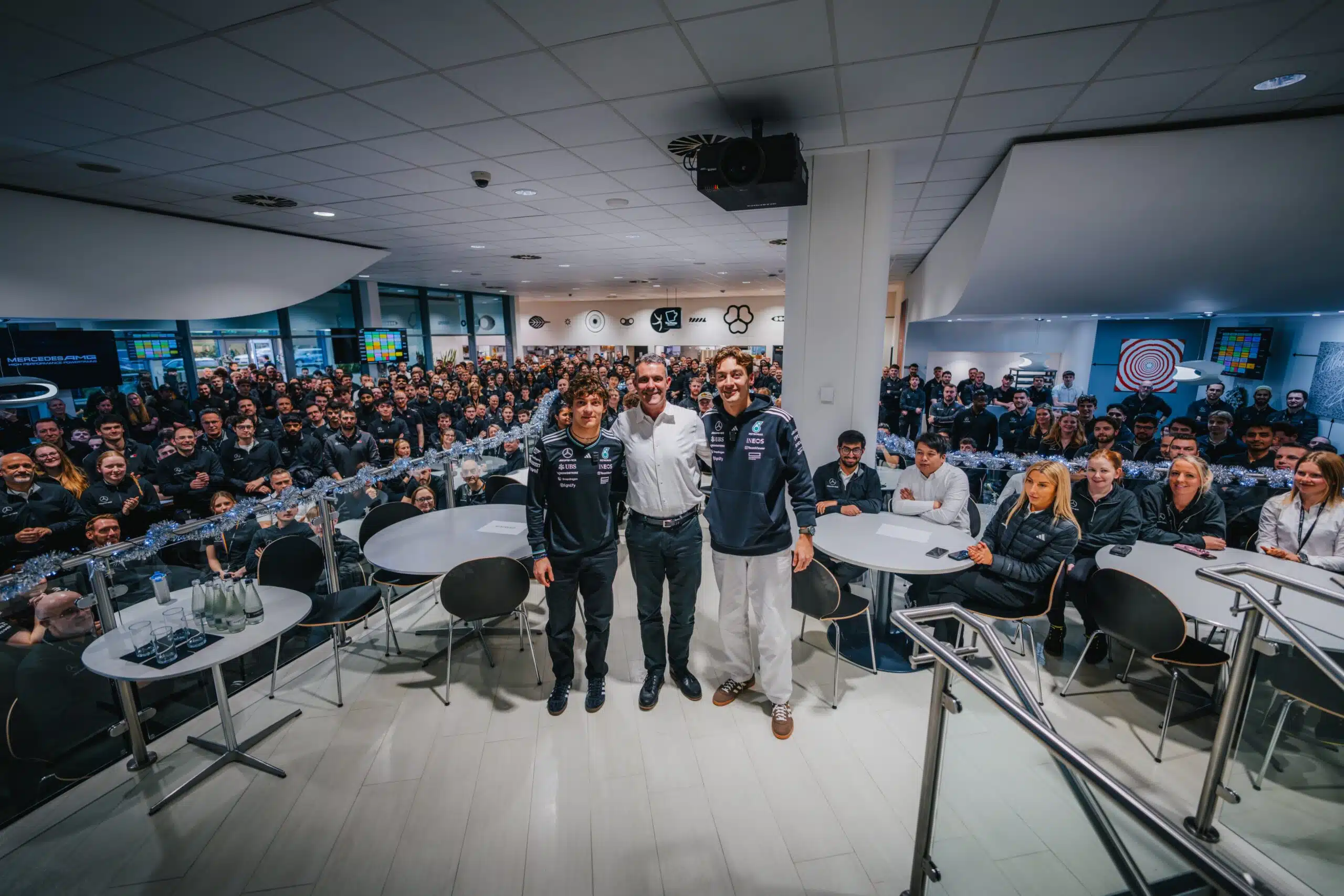 Le possible moteur-gate met la FIA en état d'alerte G7-6hqdWgAI5QaU