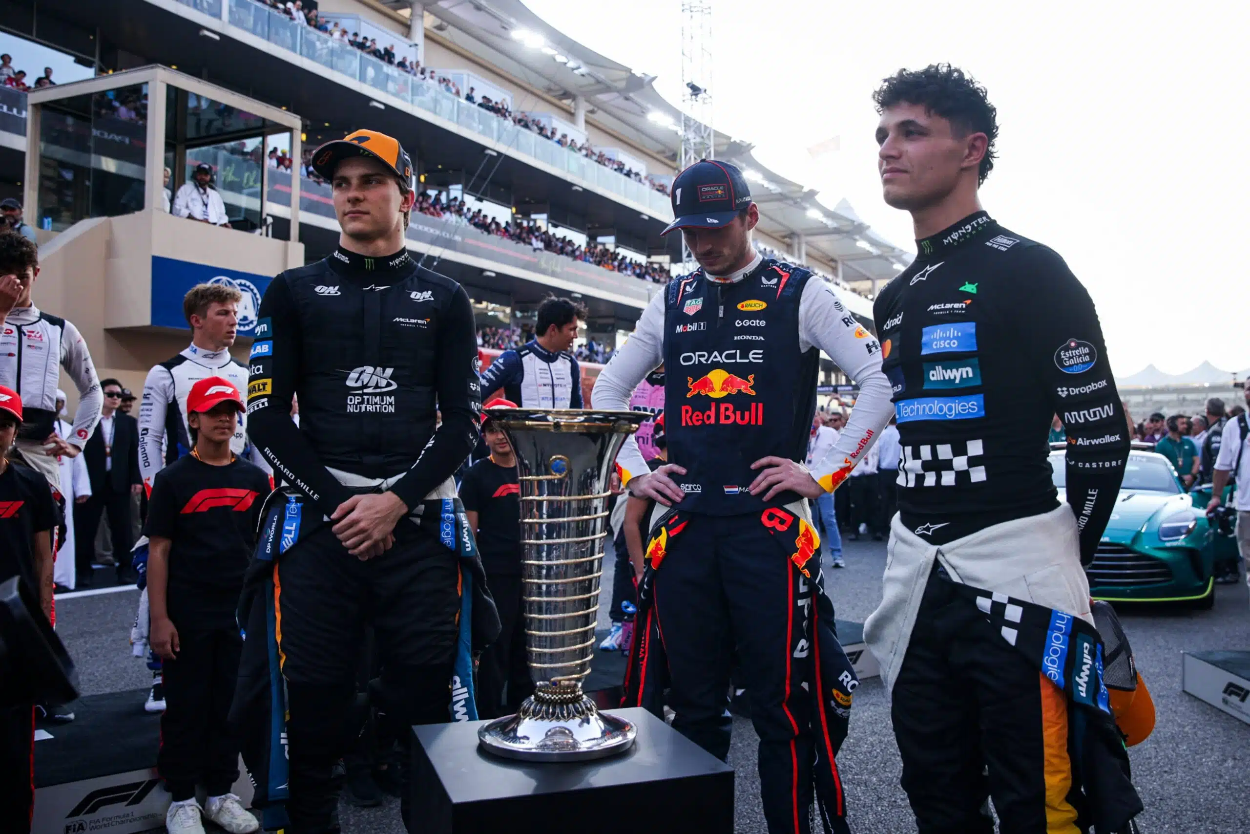 Regardez en direct la soirée de remise des prix de la FIA G7k53_7WsAAWPDo